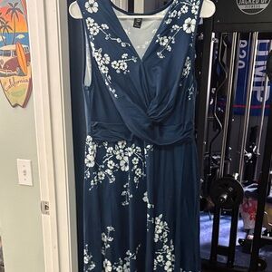SHEIN Navy Blue Floral Maxi Dress